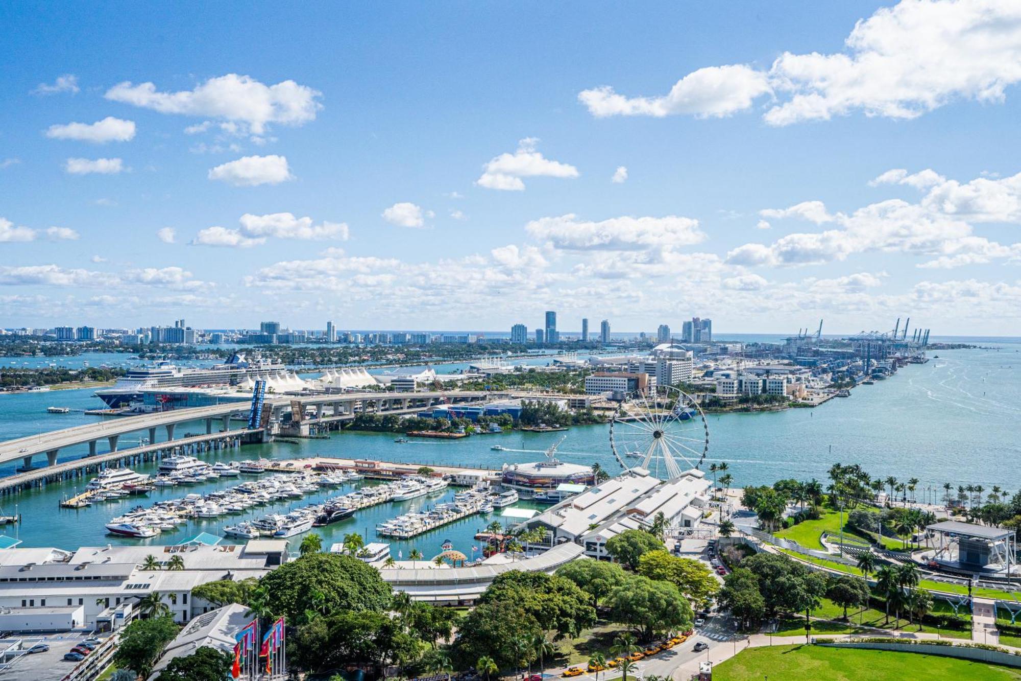 Devereaux Miami Luxury One-Bedroom And Studios Kültér fotó