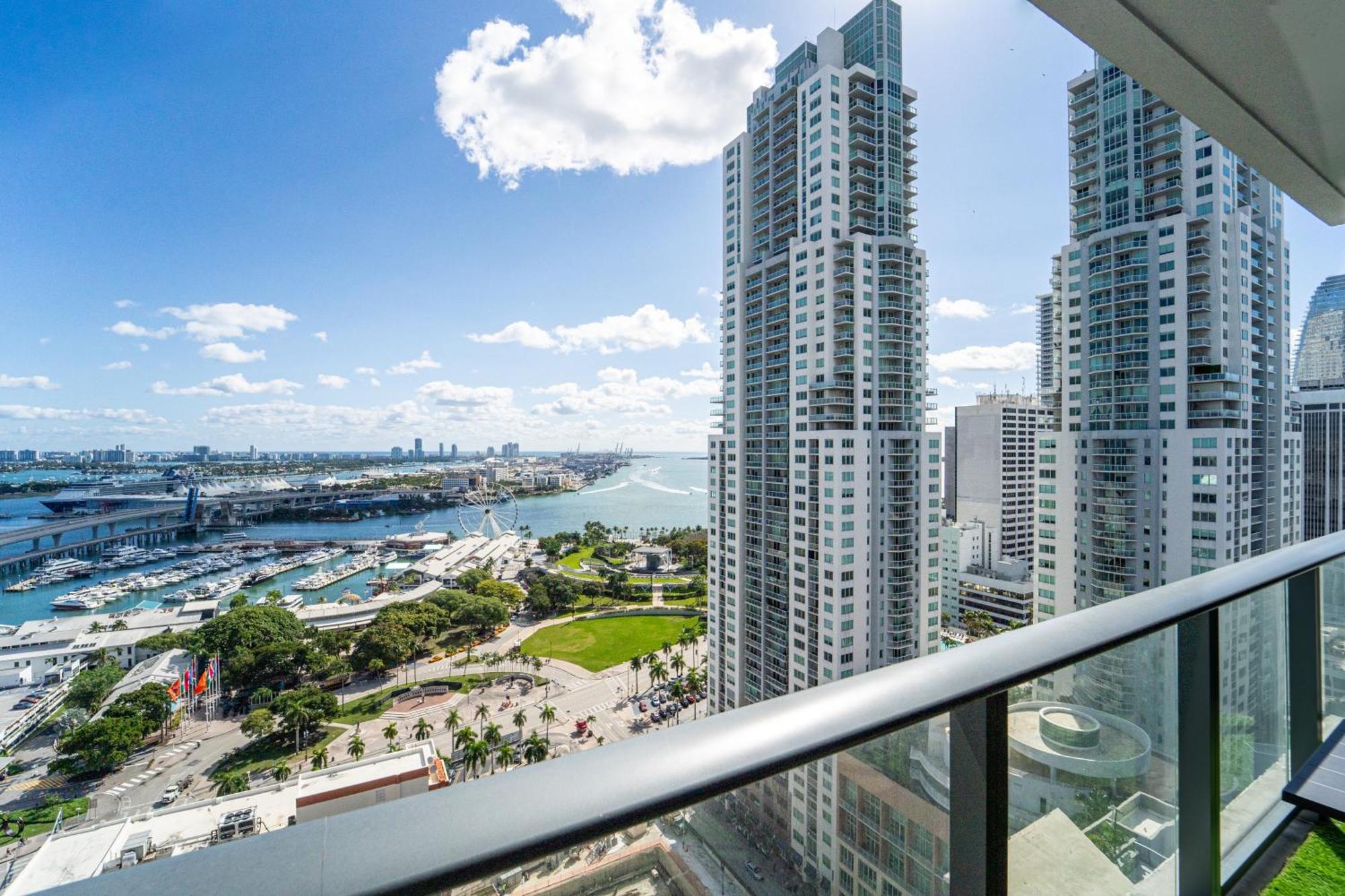 Devereaux Miami Luxury One-Bedroom And Studios Kültér fotó