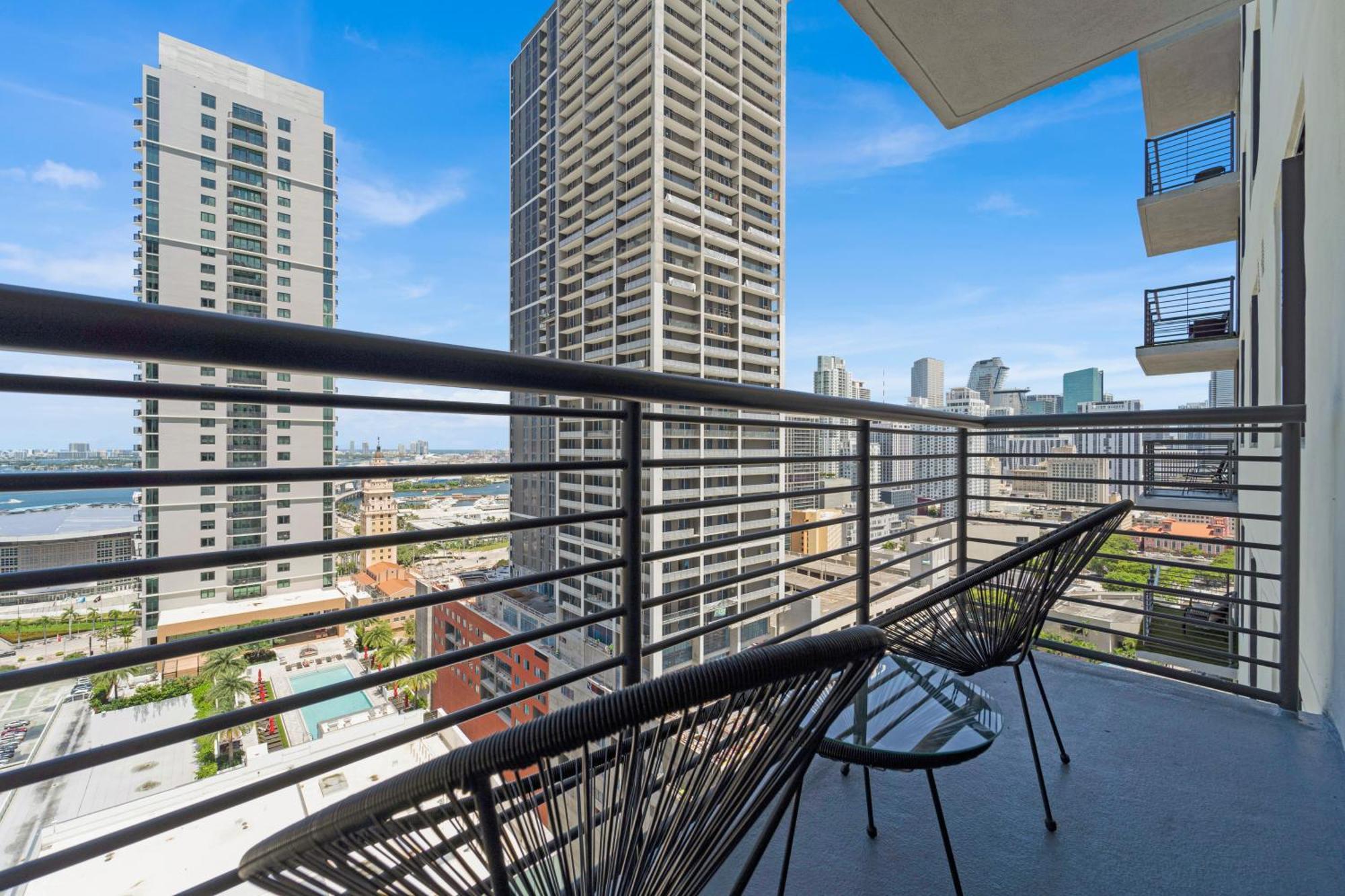 Devereaux Miami Luxury One-Bedroom And Studios Kültér fotó