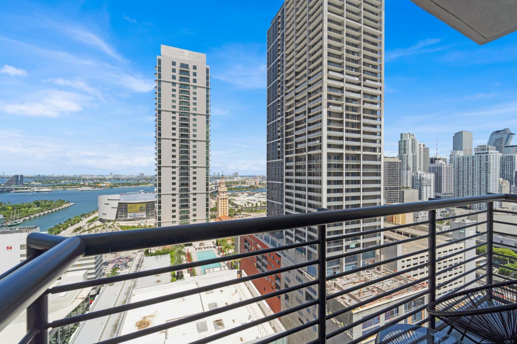 Devereaux Miami Luxury One-Bedroom And Studios Kültér fotó